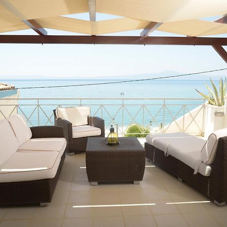 Apartament Agali 2 Superior Mezonet Front Of The Sea Akrogiali Zewnętrze zdjęcie