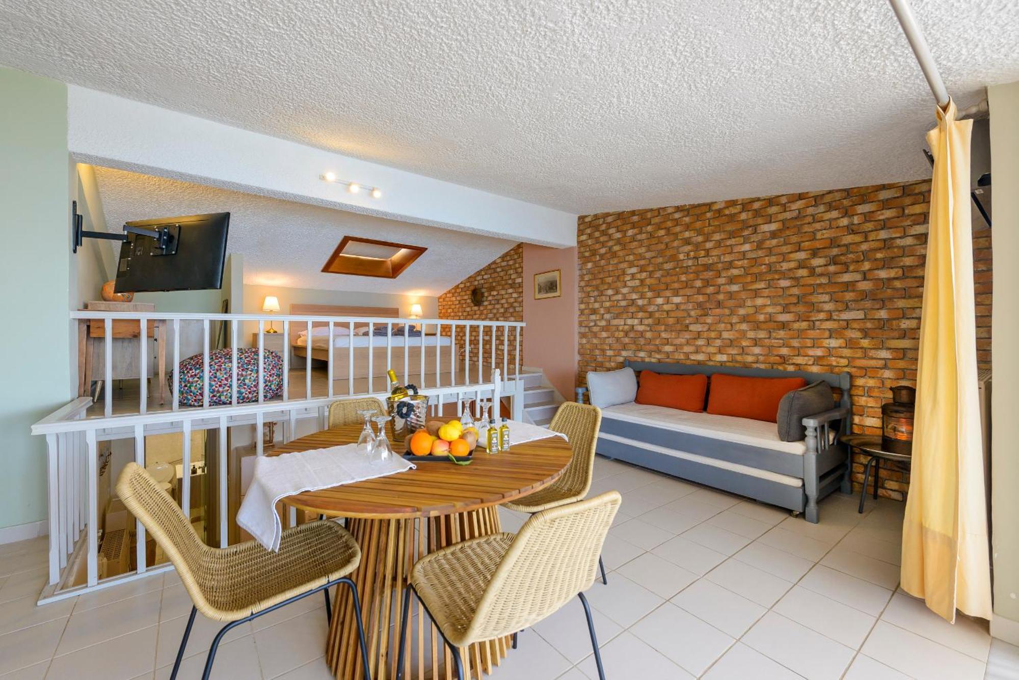 Apartament Agali 2 Superior Mezonet Front Of The Sea Akrogiali Zewnętrze zdjęcie