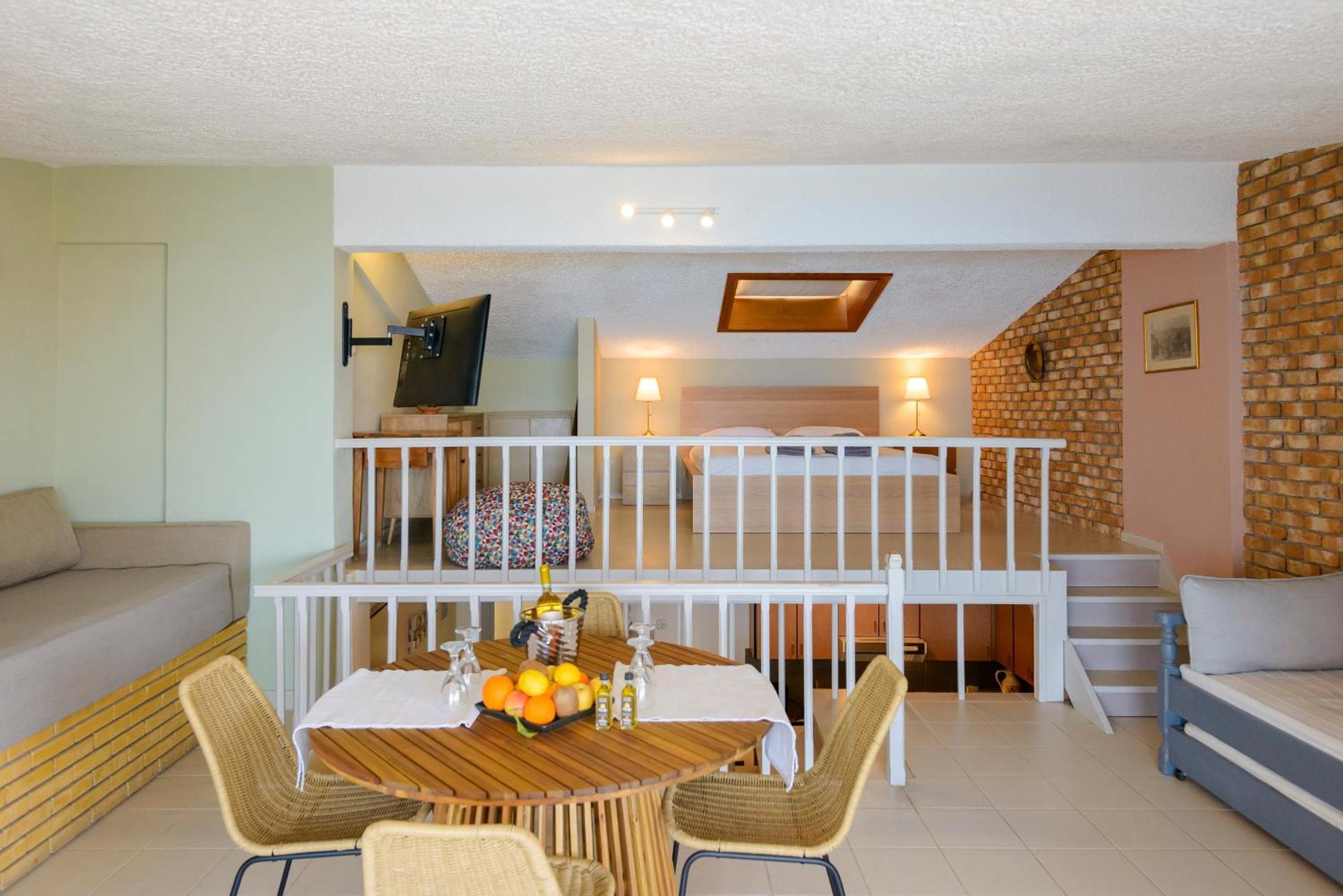 Apartament Agali 2 Superior Mezonet Front Of The Sea Akrogiali Zewnętrze zdjęcie