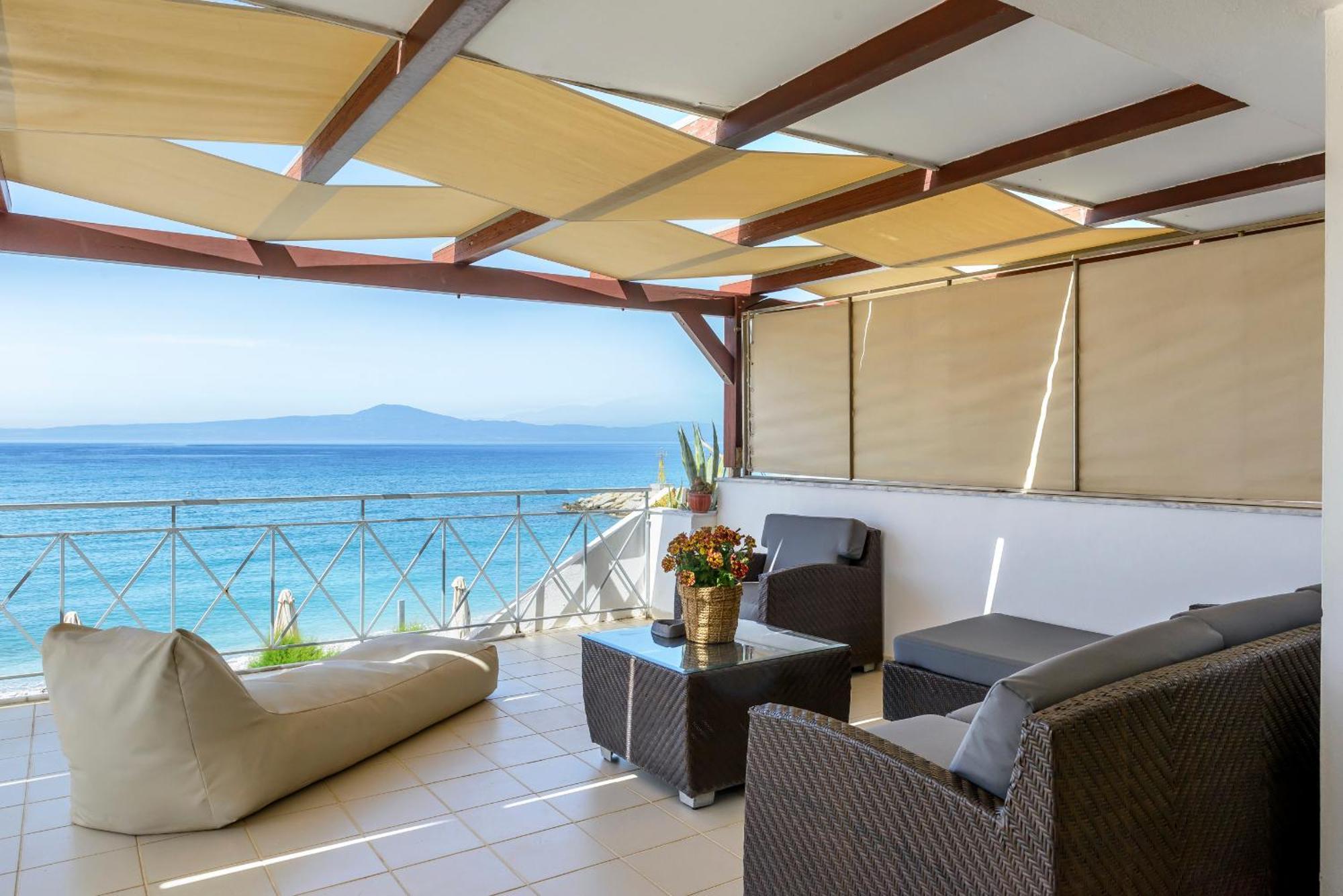 Apartament Agali 2 Superior Mezonet Front Of The Sea Akrogiali Zewnętrze zdjęcie